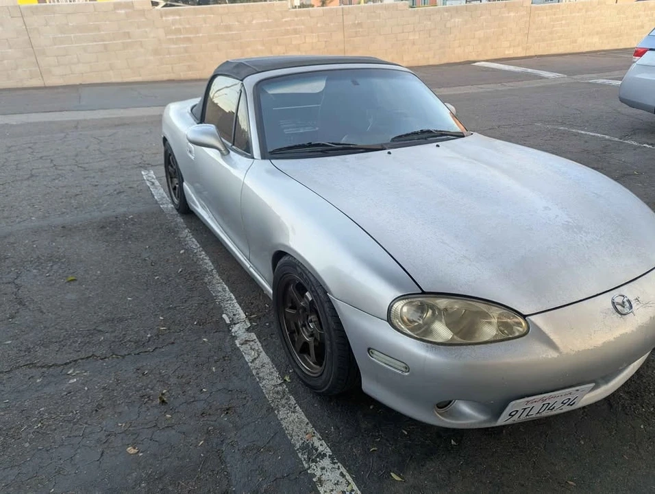2001 Mazda NB MX-5 Miata - Image 6 of 11