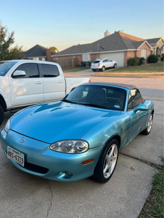 2001 Mazda NB MX-5 Miata - Image 3 of 14