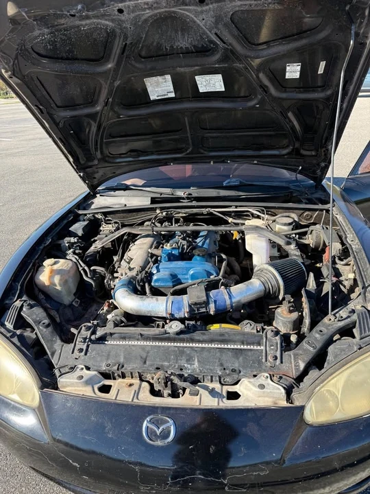 2001 Mazda NB MX-5 Miata - Image 4 of 9
