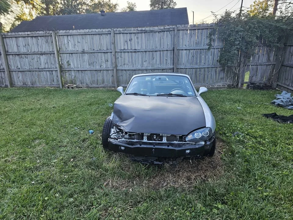 2001 Mazda NB MX-5 Miata - Image 2 of 9