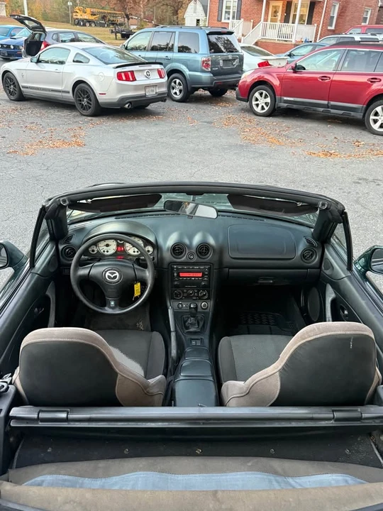 2001 Mazda NB MX-5 Miata - Image 10 of 17