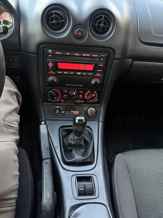 2001 Mazda NB MX-5 Miata - Image 17 of 17