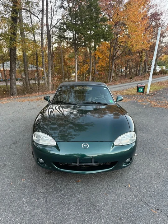 2001 Mazda NB MX-5 Miata - Image 2 of 17