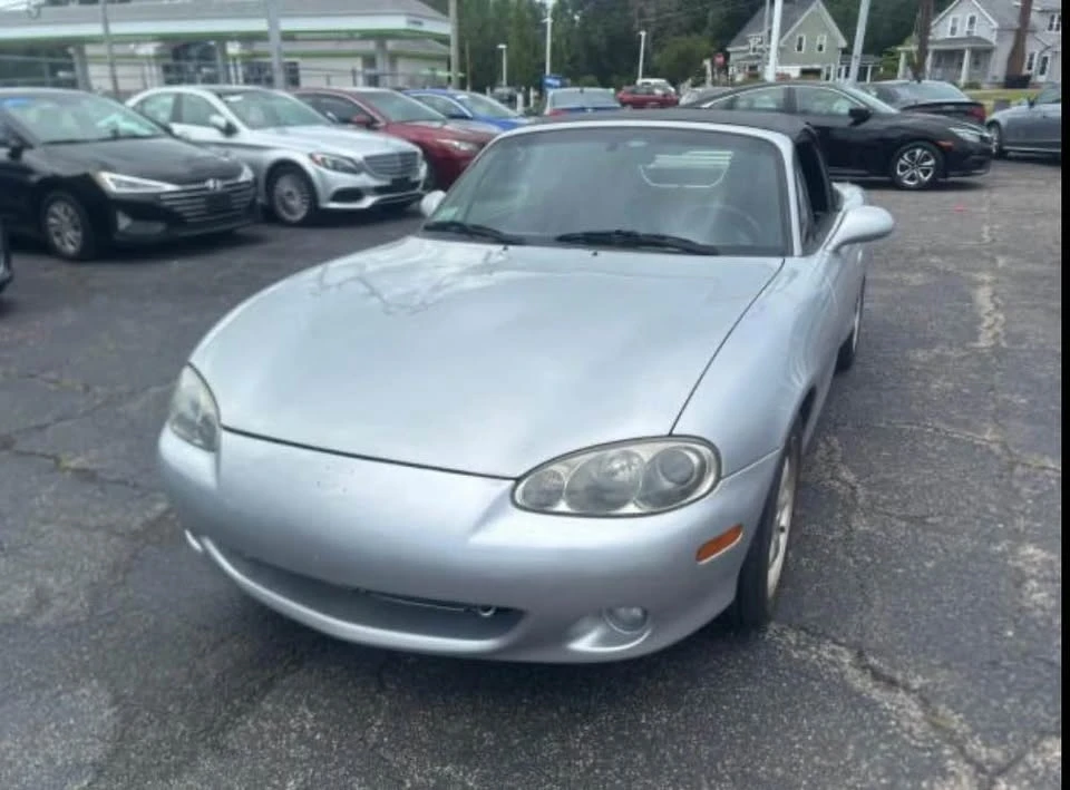 2001 Mazda NB MX-5 Miata - Image 8 of 13