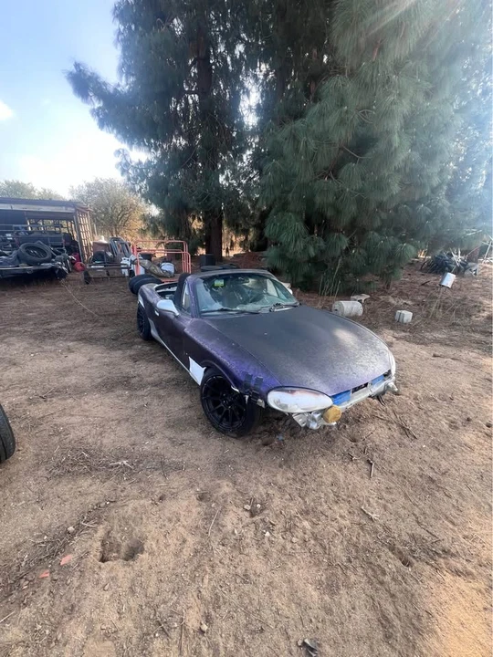 2001 Mazda NB MX-5 Miata - Image 8 of 11