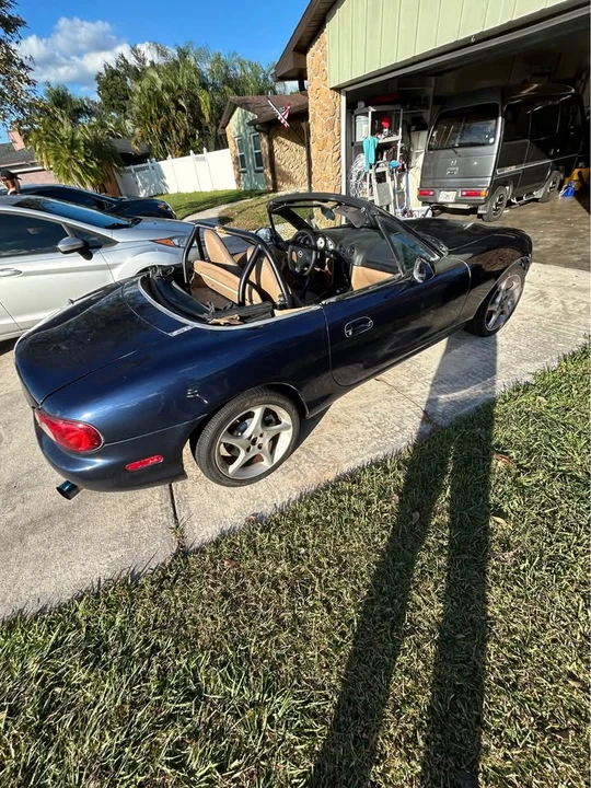 2001 Mazda NB MX-5 Miata - Image 4 of 9