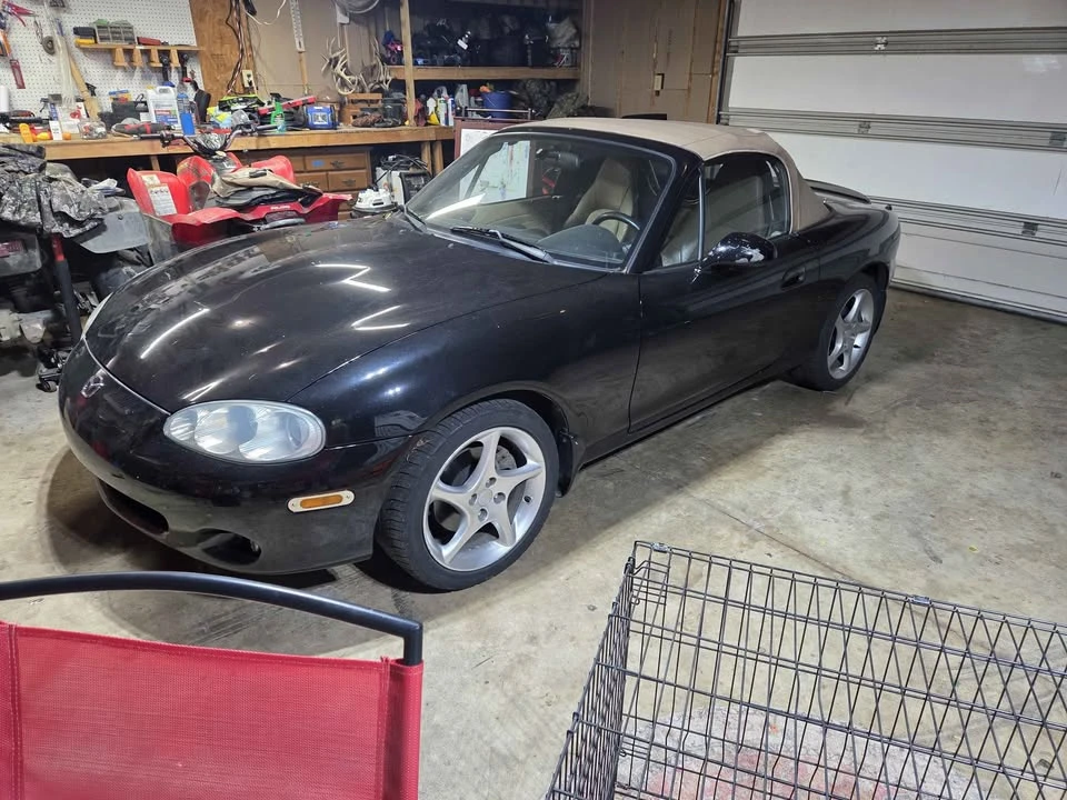 2001 Mazda NB MX-5 Miata - Image 2 of 2