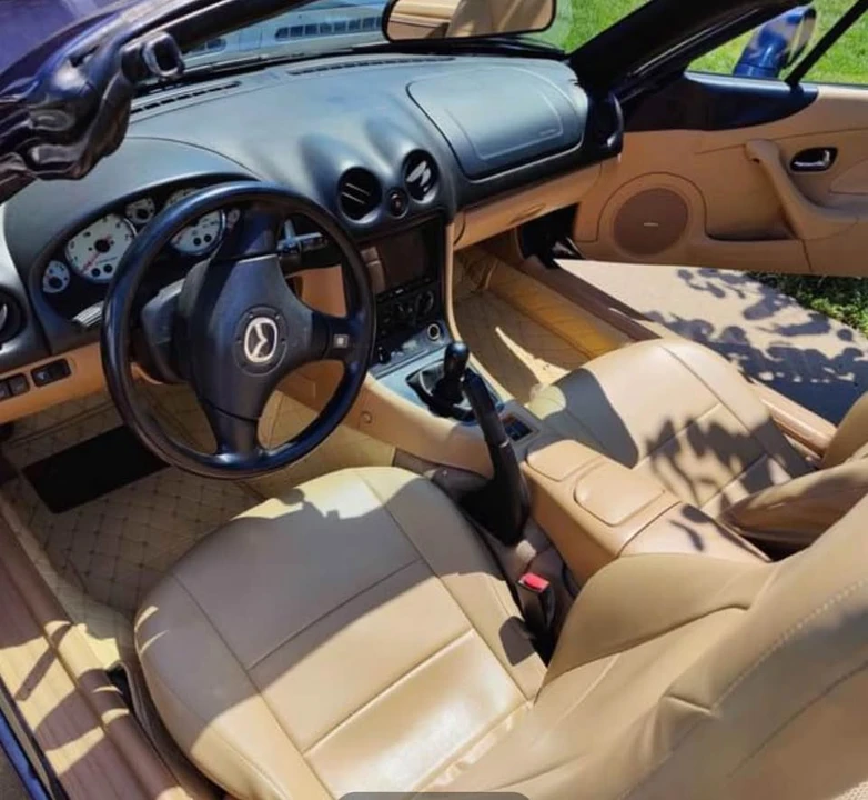 2001 Mazda NB MX-5 Miata - Image 5 of 5