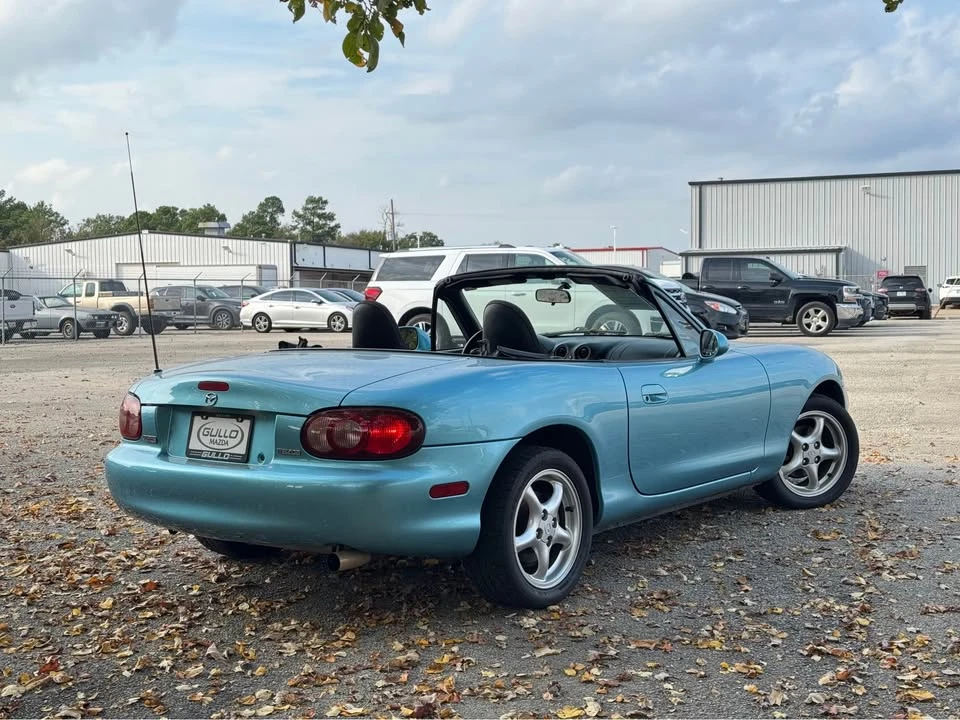 2001 Mazda NB MX-5 Miata - Image 5 of 16