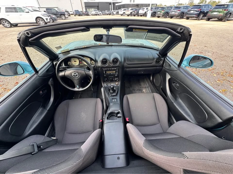 2001 Mazda NB MX-5 Miata - Image 8 of 16