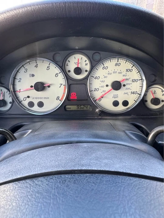 2001 Mazda NB MX-5 Miata - Image 6 of 9