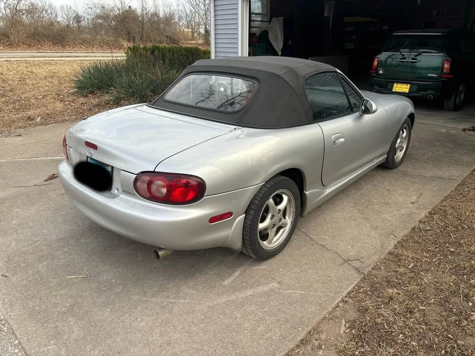 2001 Mazda NB MX-5 Miata - Image 3 of 13