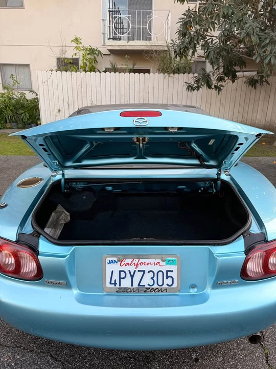 2001 Mazda NB MX-5 Miata - Image 11 of 18