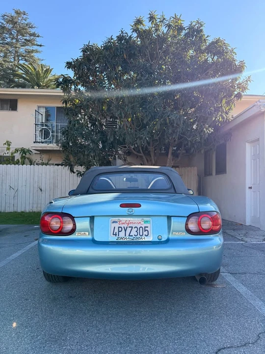 2001 Mazda NB MX-5 Miata - Image 10 of 18