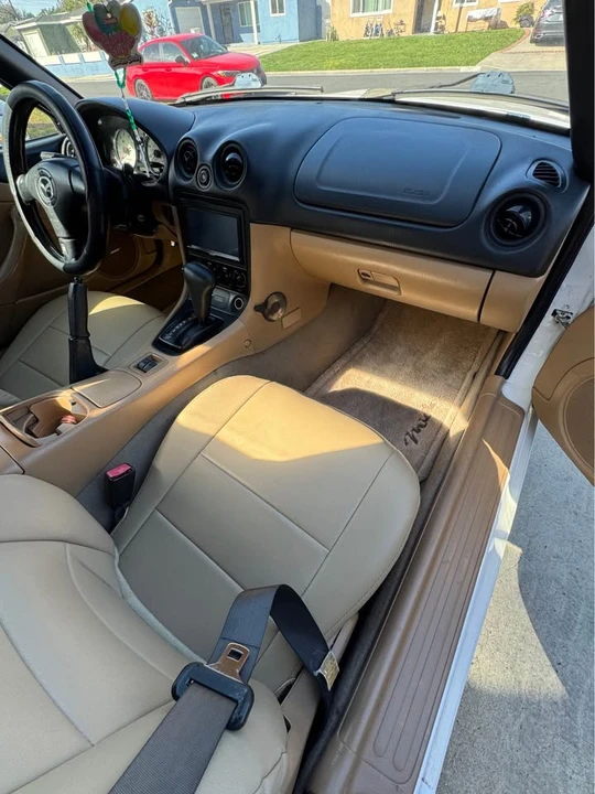 2001 Mazda NB MX-5 Miata - Image 6 of 12