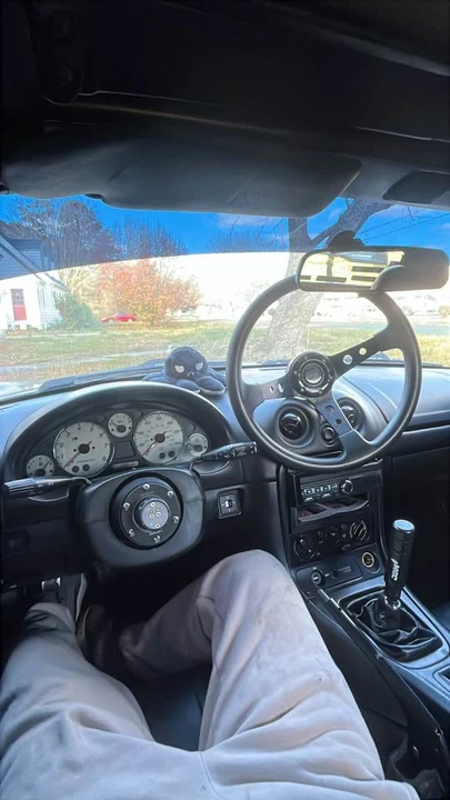 2001 Mazda NB MX-5 Miata - Image 3 of 4