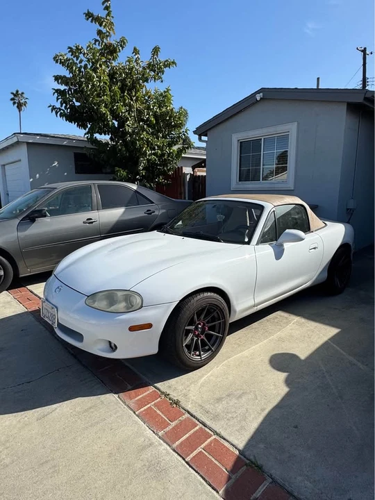 2001 Mazda NB MX-5 Miata - Image 12 of 12