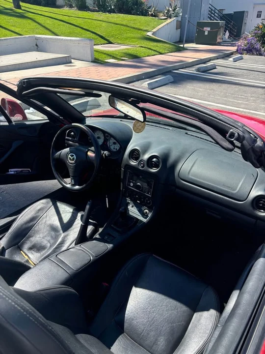 2001 Mazda NB MX-5 Miata - Image 6 of 8