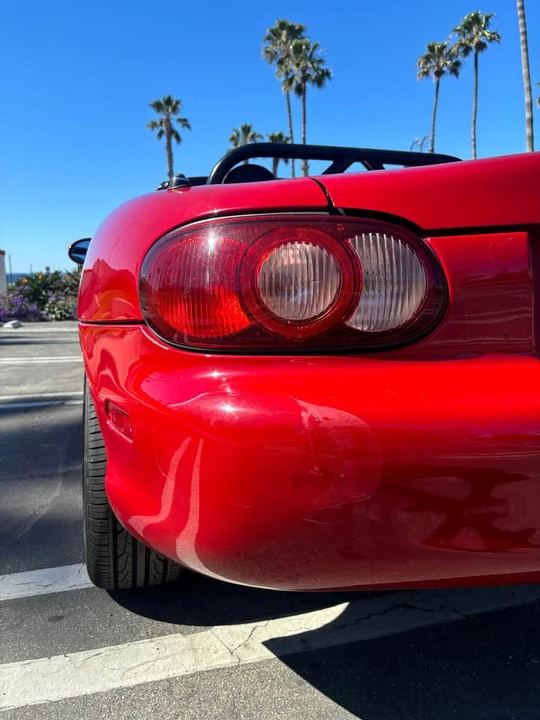 2001 Mazda NB MX-5 Miata - Image 4 of 8