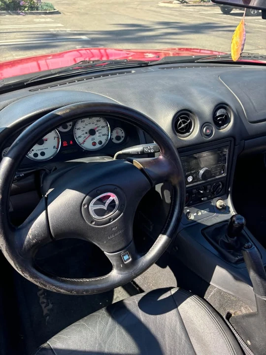 2001 Mazda NB MX-5 Miata - Image 7 of 8