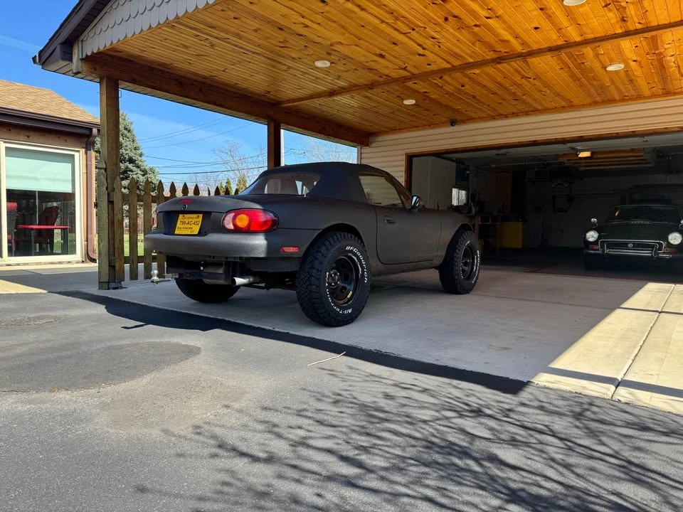 2001 Mazda NB MX-5 Miata - Image 3 of 16