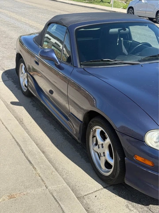 2001 Mazda NB MX-5 Miata - Image 9 of 10