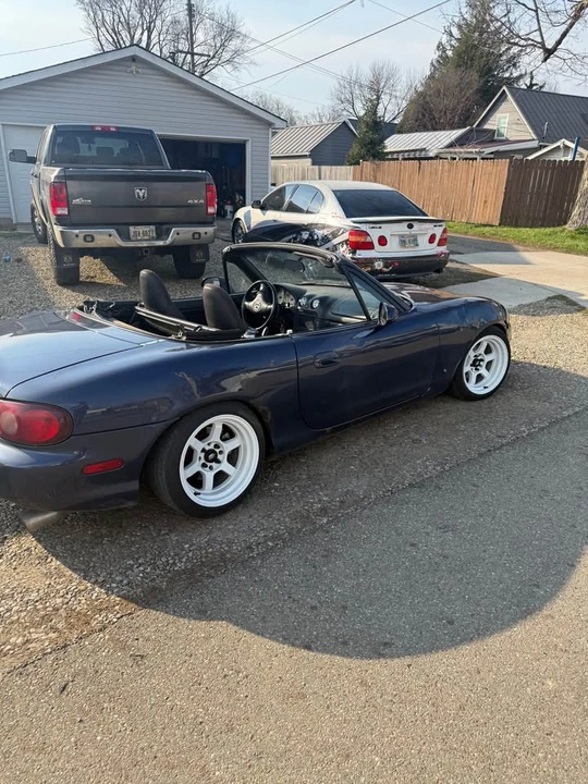 2001 Mazda NB MX-5 Miata - Image 6 of 7