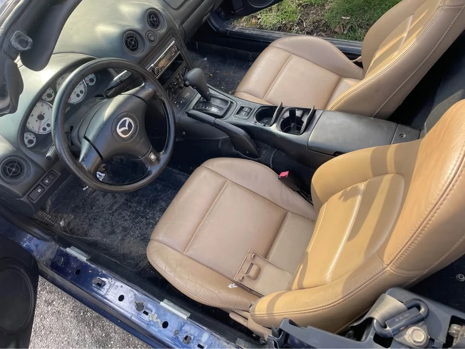 2001 Mazda NB MX-5 Miata - Image 6 of 13