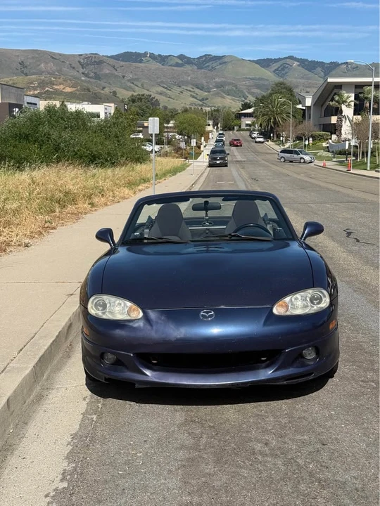 2001 Mazda NB MX-5 Miata - Image 4 of 10