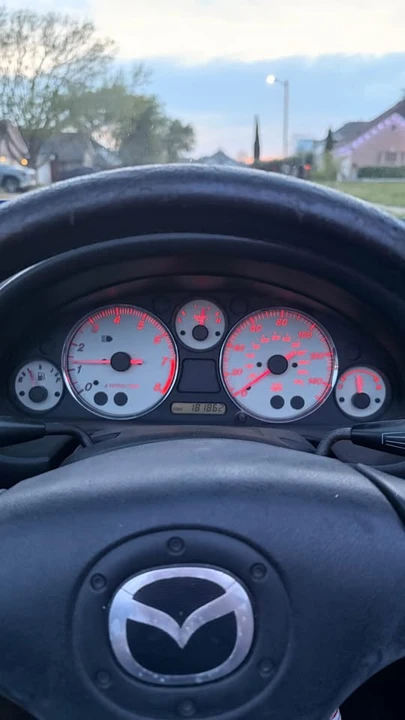 2001 Mazda NB MX-5 Miata - Image 16 of 18