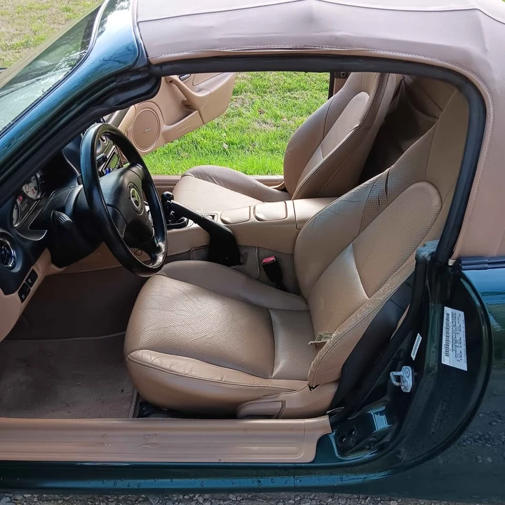 2001 Mazda NB MX-5 Miata - Image 11 of 12