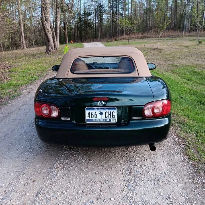 2001 Mazda NB MX-5 Miata - Image 4 of 12