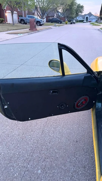 2001 Mazda NB MX-5 Miata - Image 10 of 18