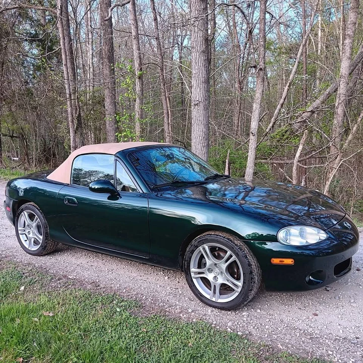 2001 Mazda NB MX-5 Miata - Image 8 of 12