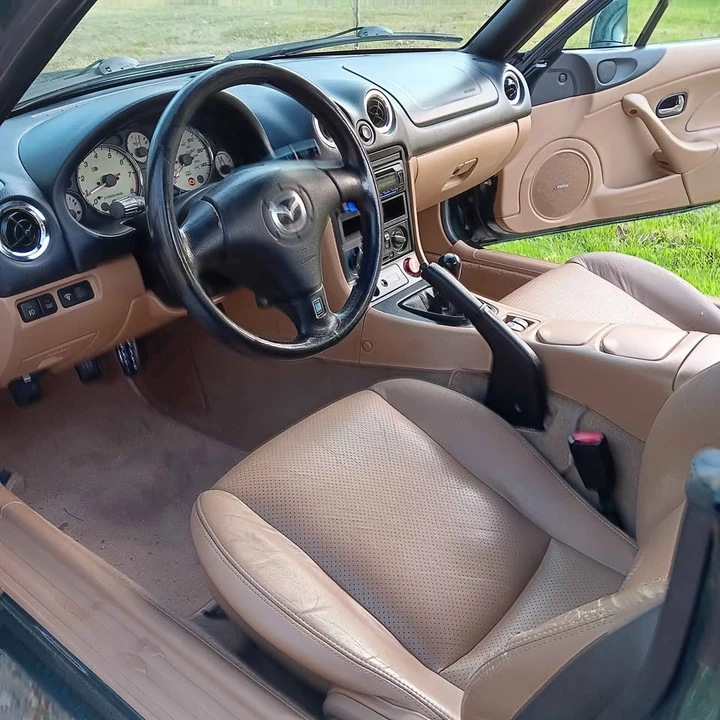 2001 Mazda NB MX-5 Miata - Image 12 of 12