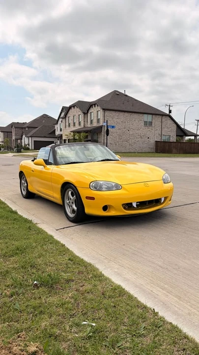 2001 Mazda NB MX-5 Miata - Image 9 of 19