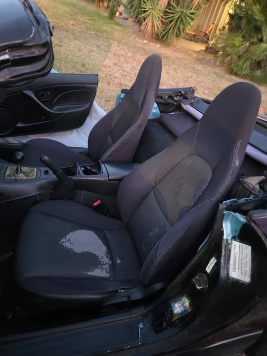2001 Mazda NB MX-5 Miata - Image 12 of 16