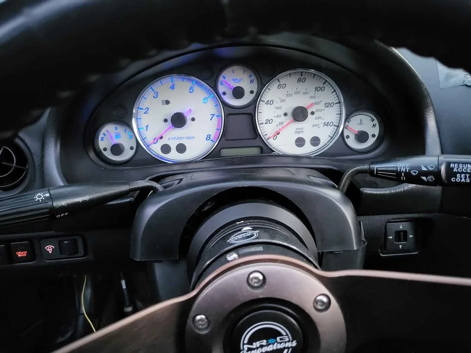 2001 Mazda NB MX-5 Miata - Image 11 of 16