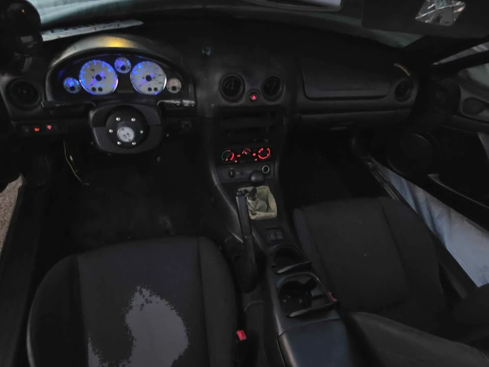 2001 Mazda NB MX-5 Miata - Image 13 of 16