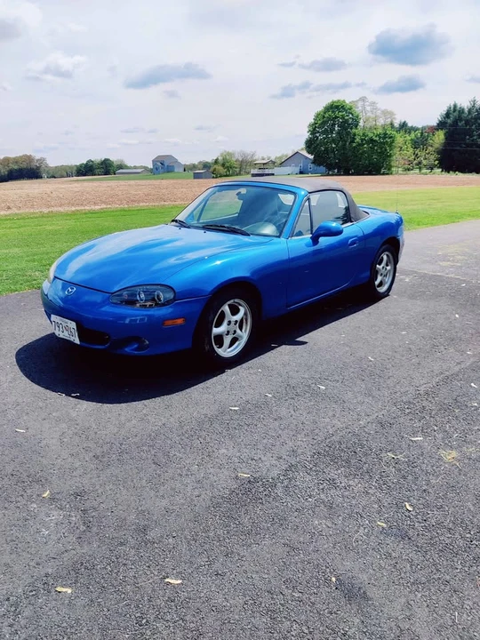 2001 Mazda NB MX-5 Miata - Image 9 of 14