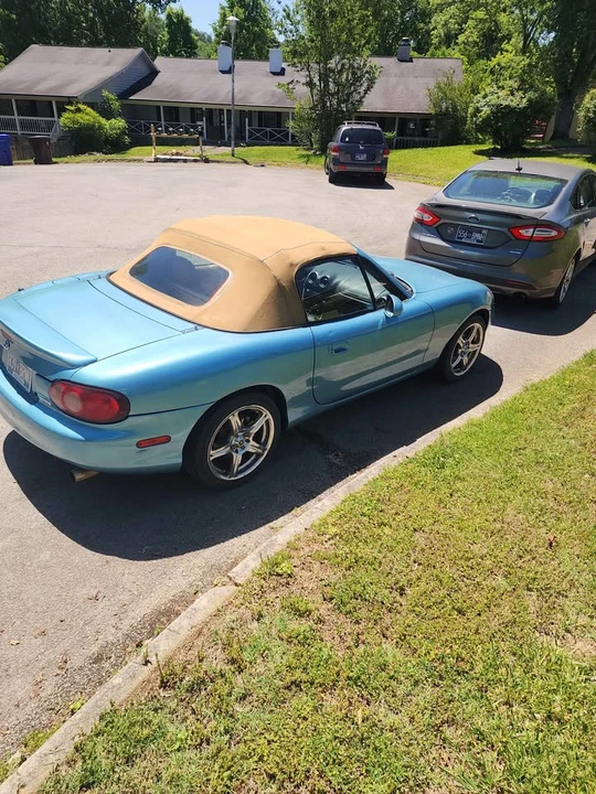 2001 Mazda NB MX-5 Miata - Image 3 of 5