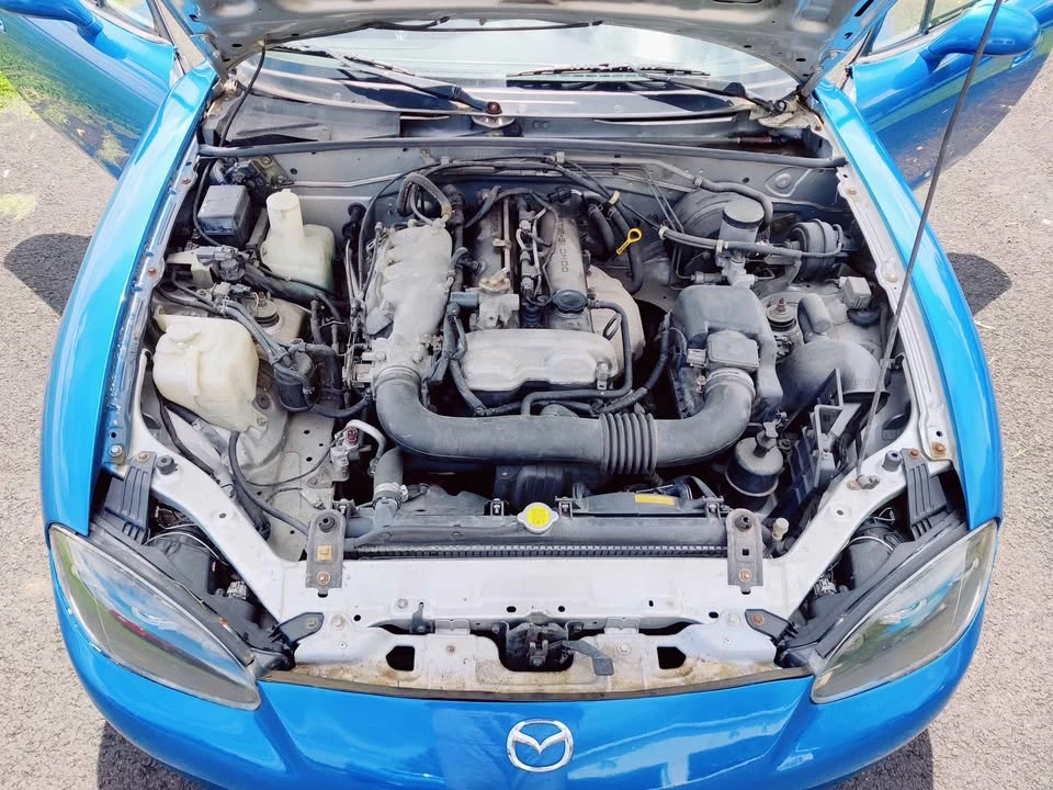 2001 Mazda NB MX-5 Miata - Image 6 of 14