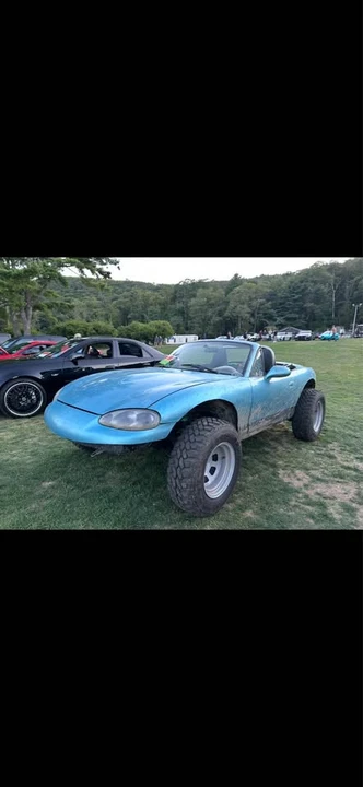 2001 Mazda NB MX-5 Miata - Image 3 of 3
