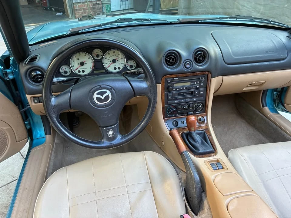 2001 Mazda NB MX-5 Miata - Image 7 of 10