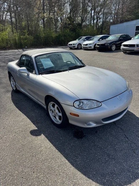2001 Mazda NB MX-5 Miata - Image 2 of 19