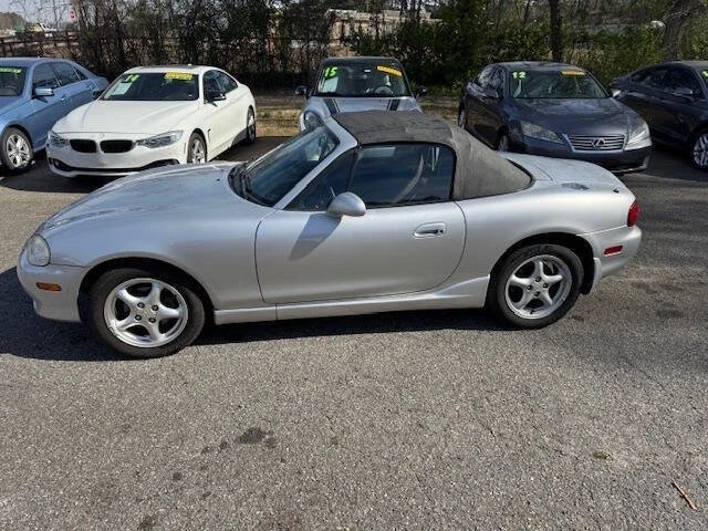 2001 Mazda NB MX-5 Miata - Image 11 of 19