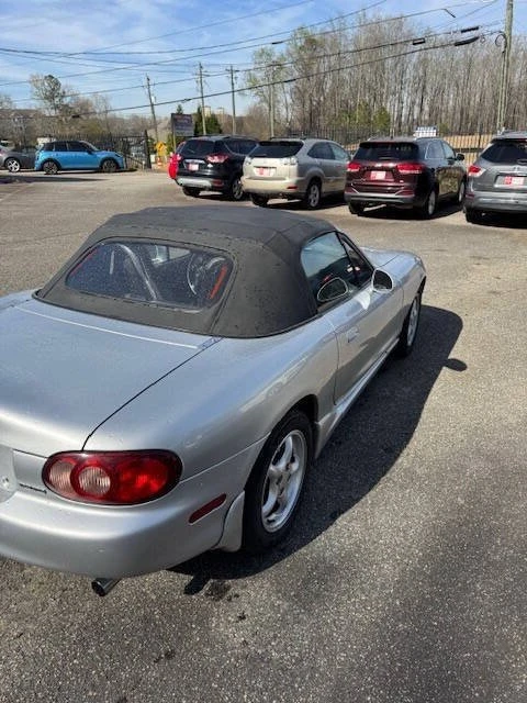 2001 Mazda NB MX-5 Miata - Image 14 of 18