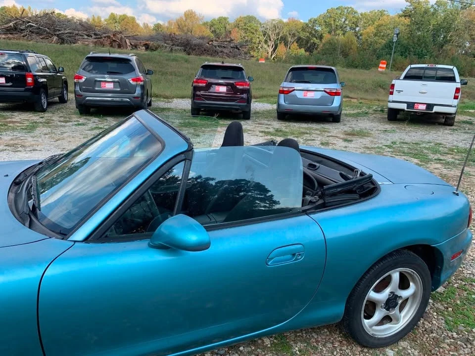 2001 Mazda NB MX-5 Miata - Image 10 of 19