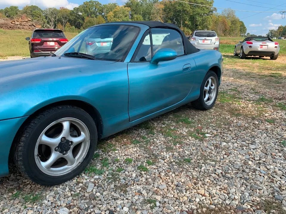 2001 Mazda NB MX-5 Miata - Image 4 of 19