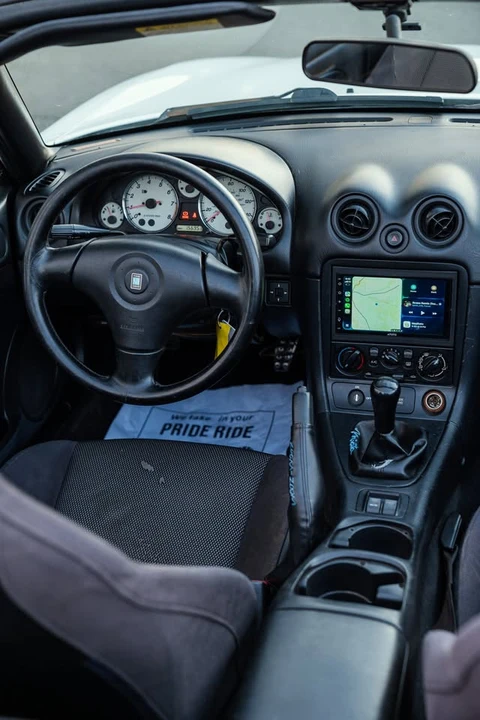 2001 Mazda NB MX-5 Miata - Image 12 of 19